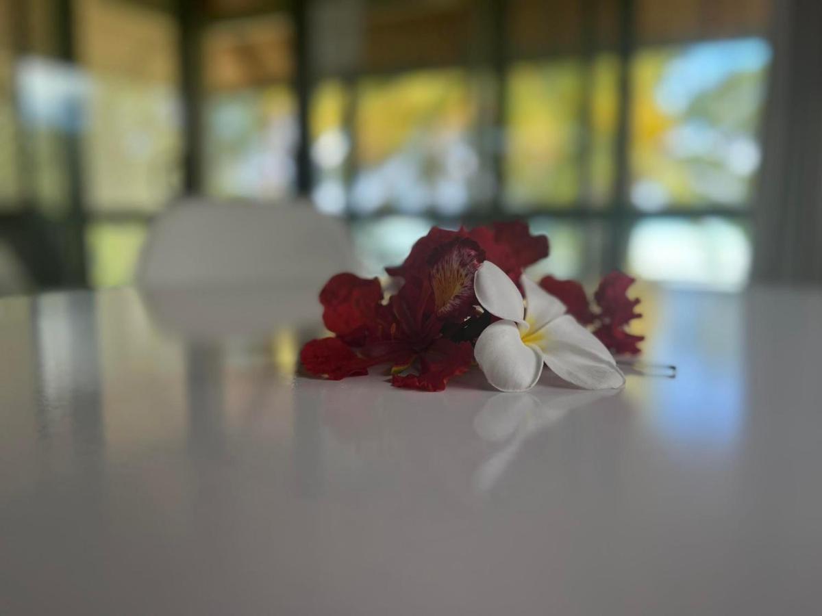 Paparei Beachfront Bungalows, Aitutaki Arutanga Eksteriør billede
