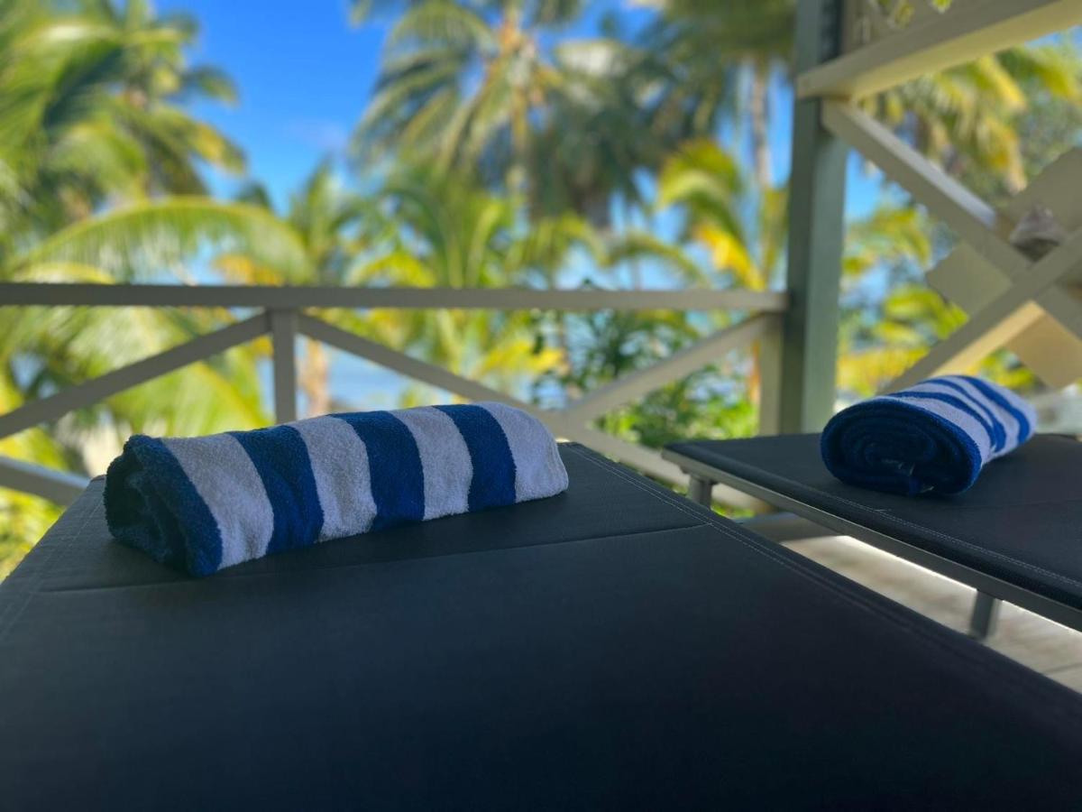 Paparei Beachfront Bungalows, Aitutaki Arutanga Eksteriør billede