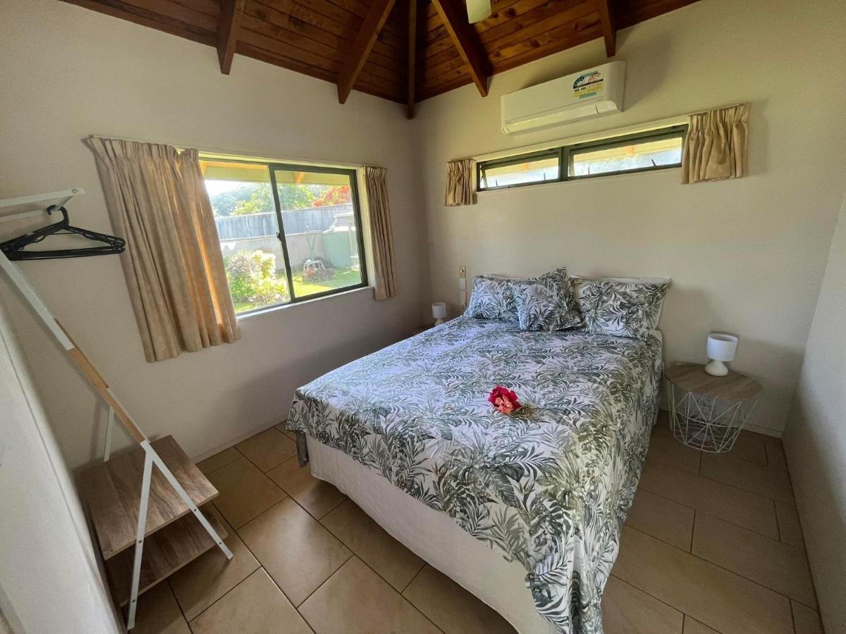 Paparei Beachfront Bungalows, Aitutaki Arutanga Eksteriør billede
